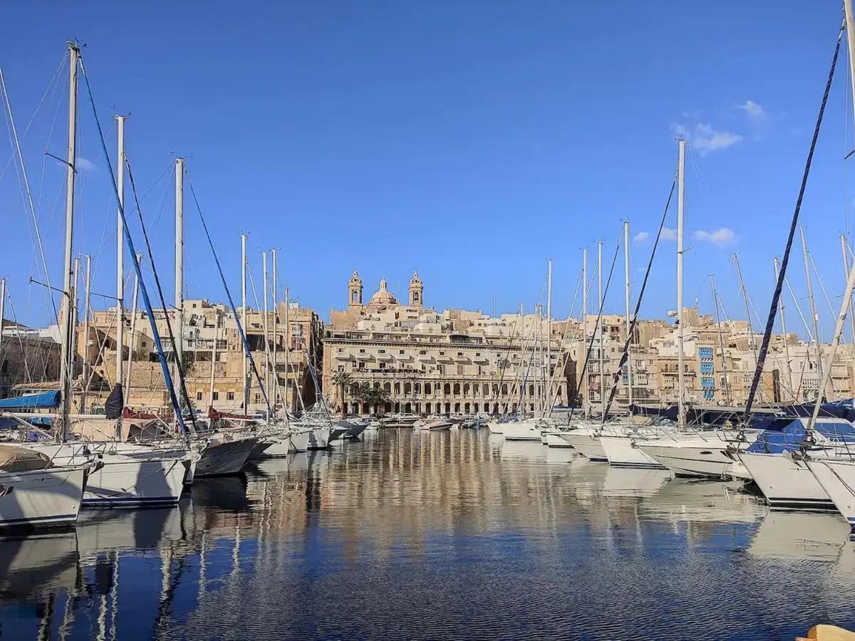 Ninety Eight Boutique Living Hotel Cospicua Ngoại thất bức ảnh
